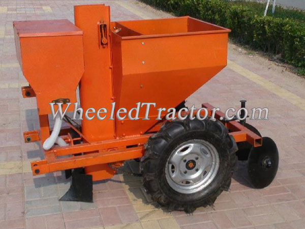 2CM-1 Potato Planter, Tractor pulled potato planter