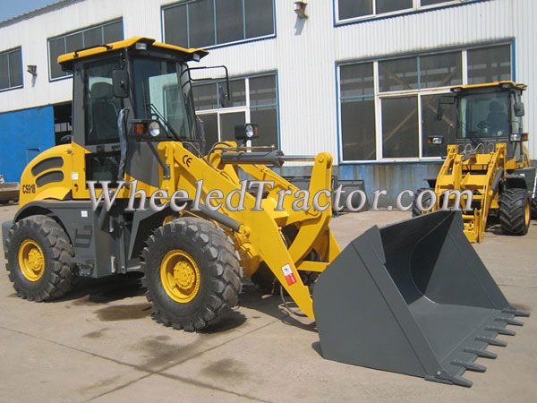 918 Wheel Loader, Mechanical pilot, Joystick control